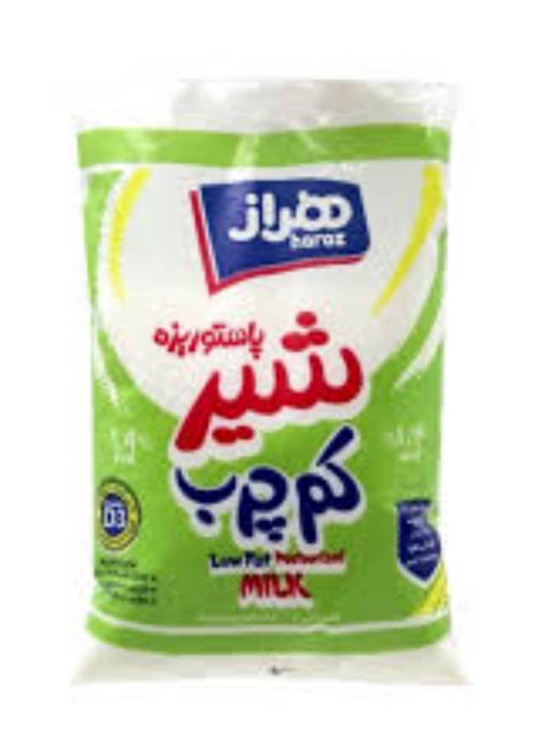 شیر کم چرب نایلونی هراز 800 سی سی پاستوریزه و هموژینزه